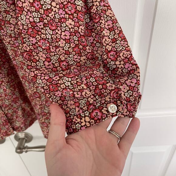 Lee Soft Volume Braclet Sleeve Shirt in Peach Fuzz Ditzy Floral - Picture 5 of 8